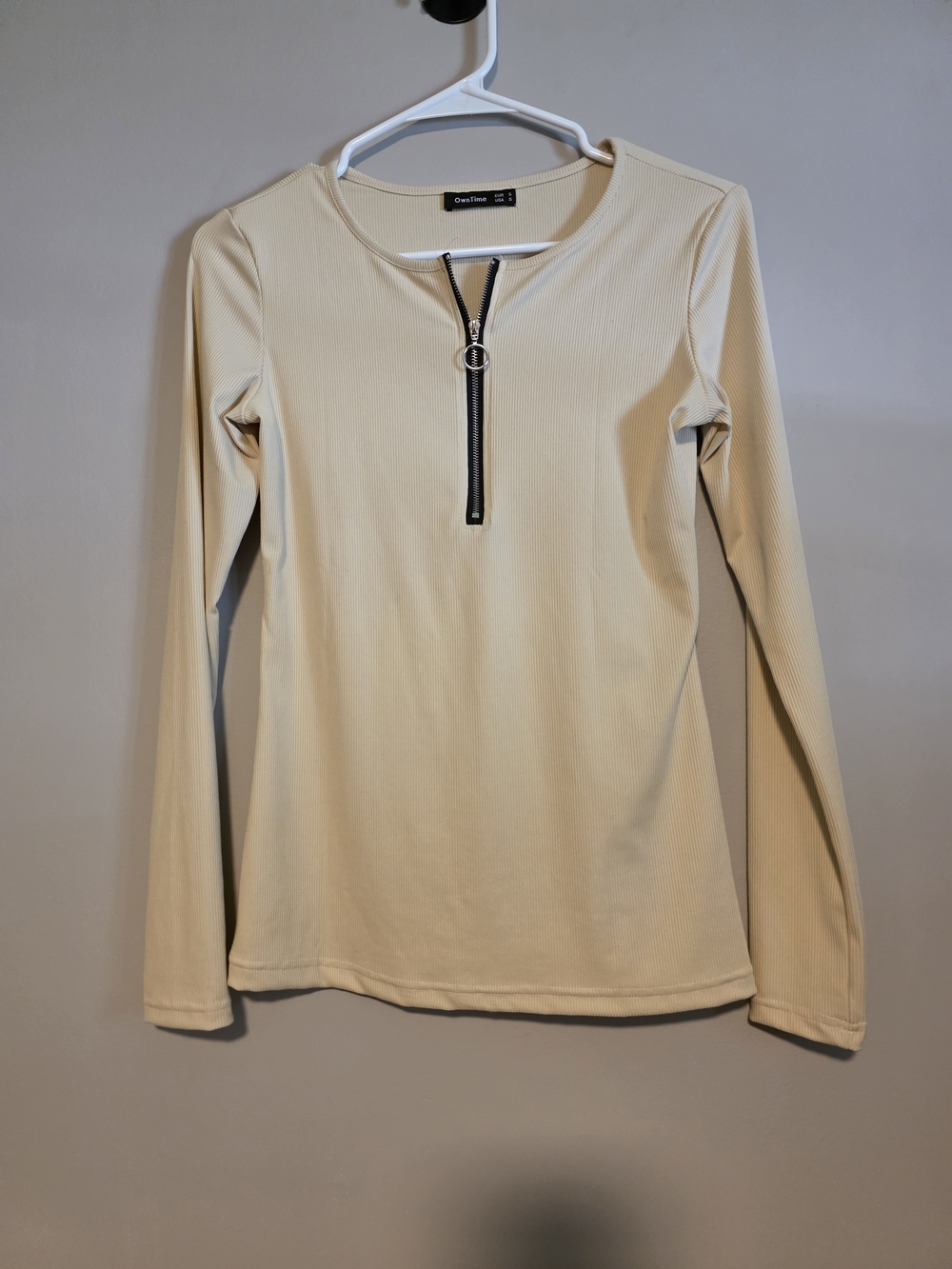 Cream Long-Sleeve Zip-Front Tee